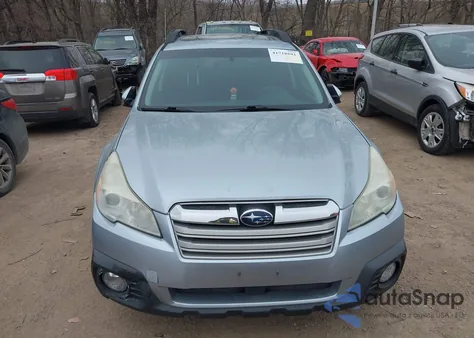 2013 Subaru Outback 2.5I Premium z USA, uszkodzony, nr VIN 4S4BRCGC4D3281879
